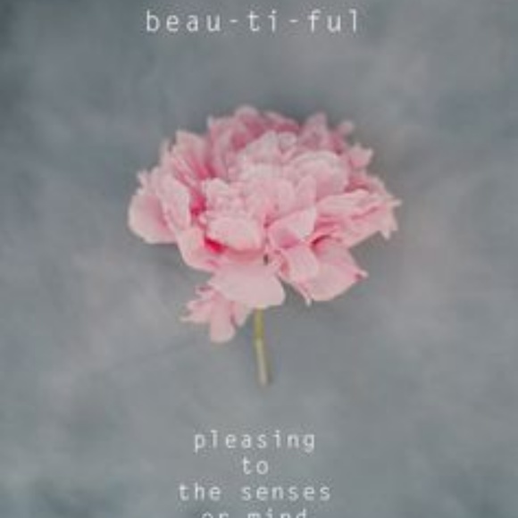 Meet your Posher, Itza - Picture 2 of 2